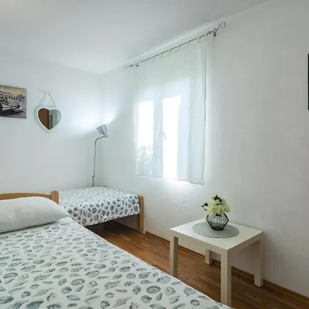 Amazing In Mirca With House Sea View Apartment Mirca (Brac)