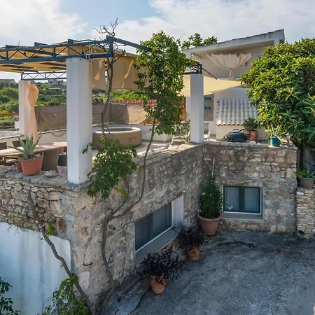 Amazing In Mirca With House Sea View